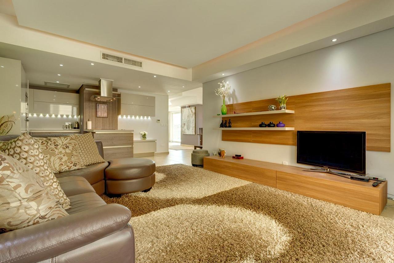 Luxury Apartment Inc Pool & Views Sliema Bagian luar foto